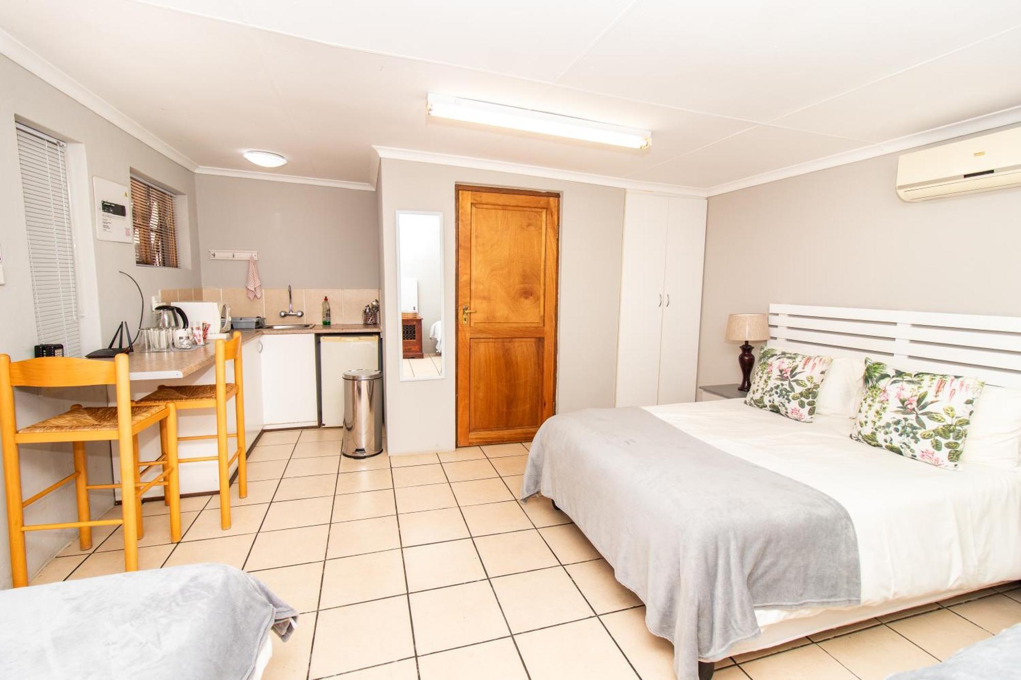 Glenmore Guesthouse Bloemfontein Exterior photo