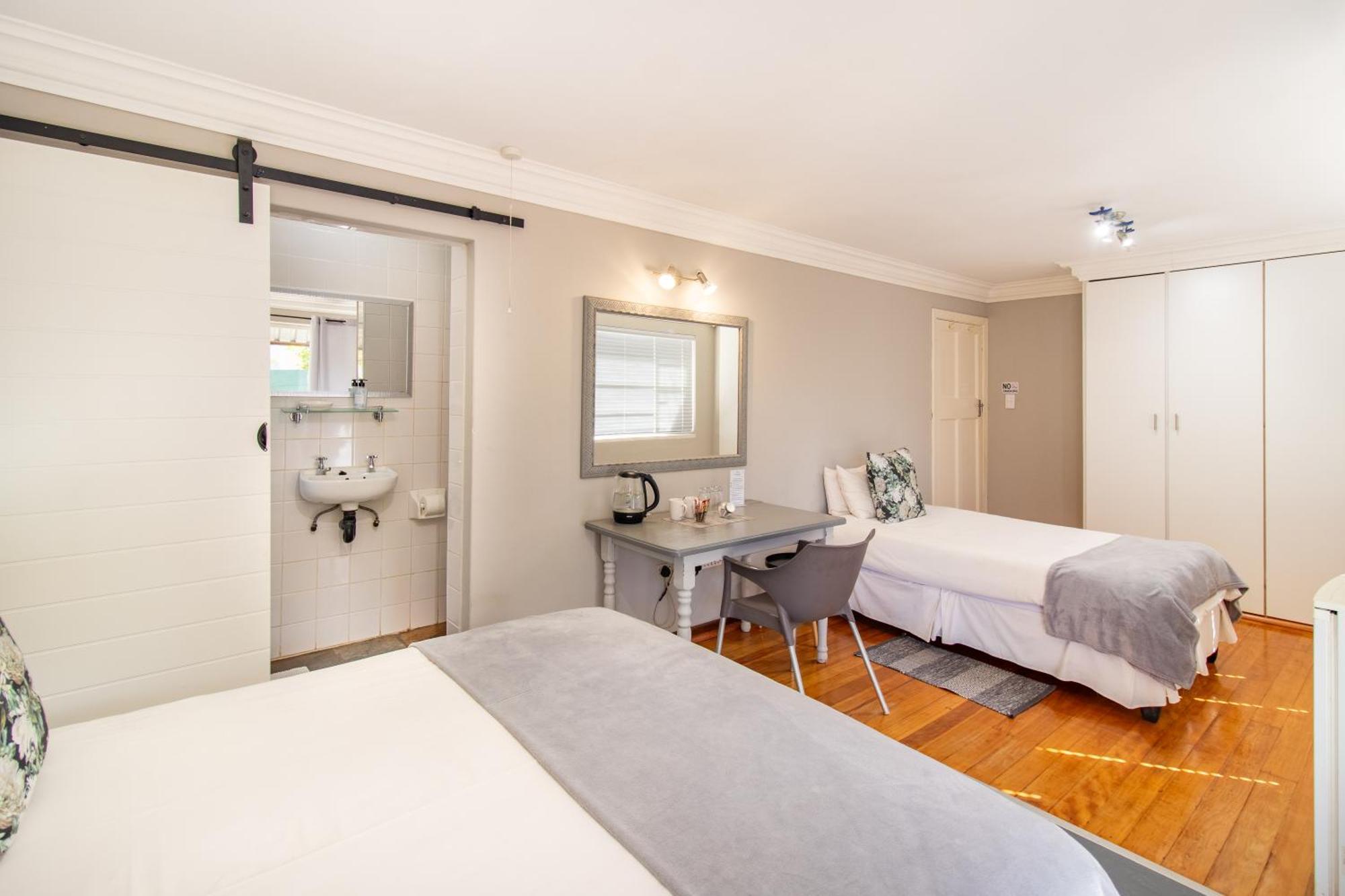 Glenmore Guesthouse Bloemfontein Exterior photo